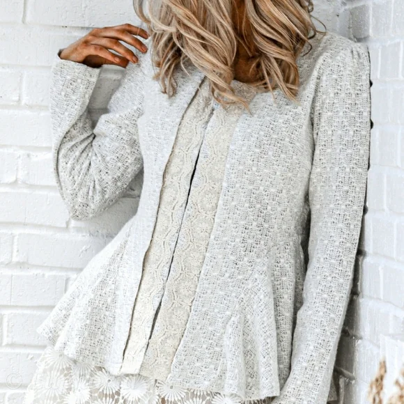 ⁸New boutique handmade knit lace front jacket - Picture 2 of 4